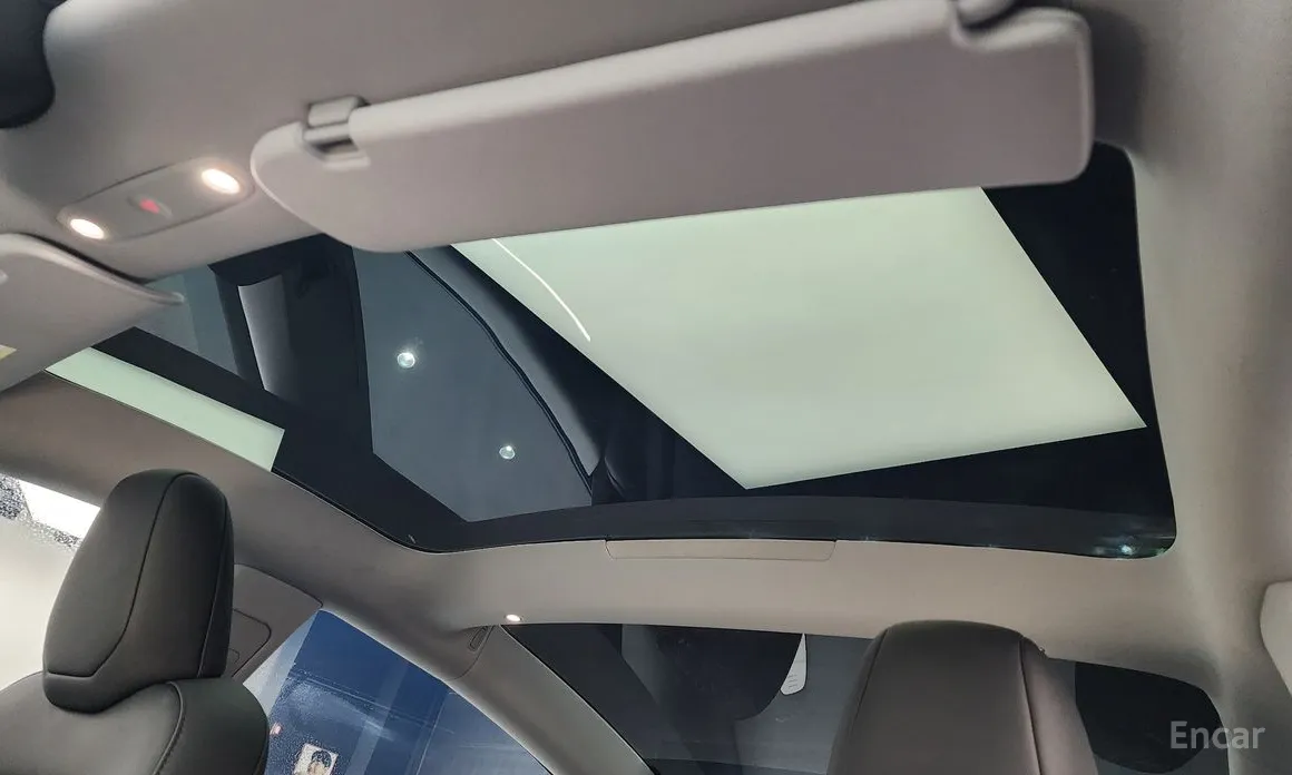 Фото 18 - Tesla Model 3