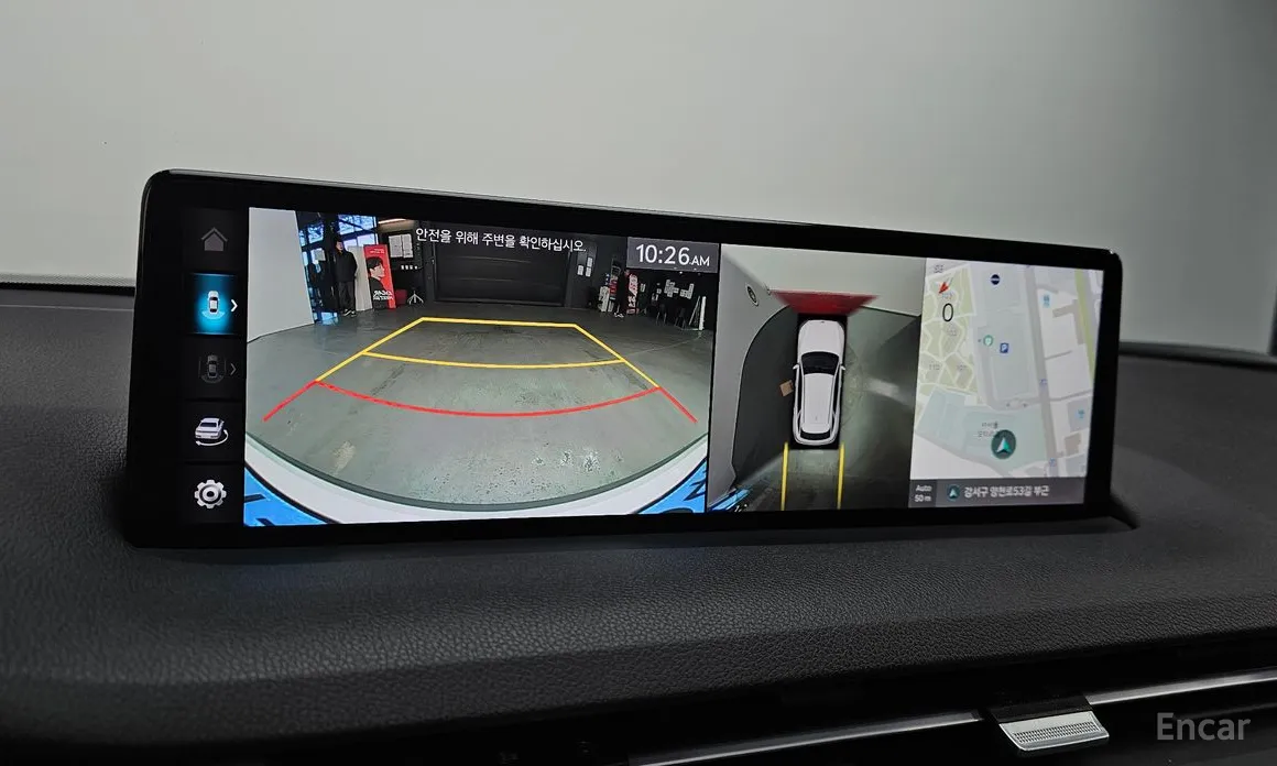 Фото 15 - Genesis GV70