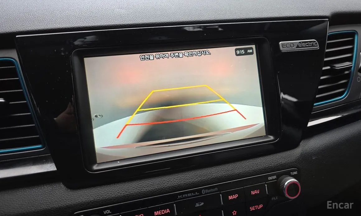 Фото 17 - Kia Niro