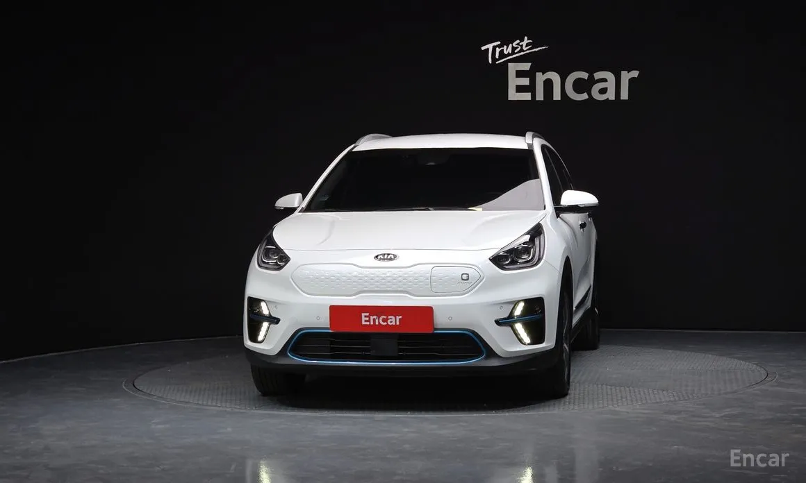 Фото 3 - Kia Niro