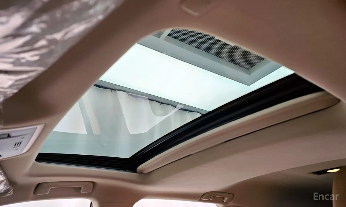 Фото 19 - Lexus RX