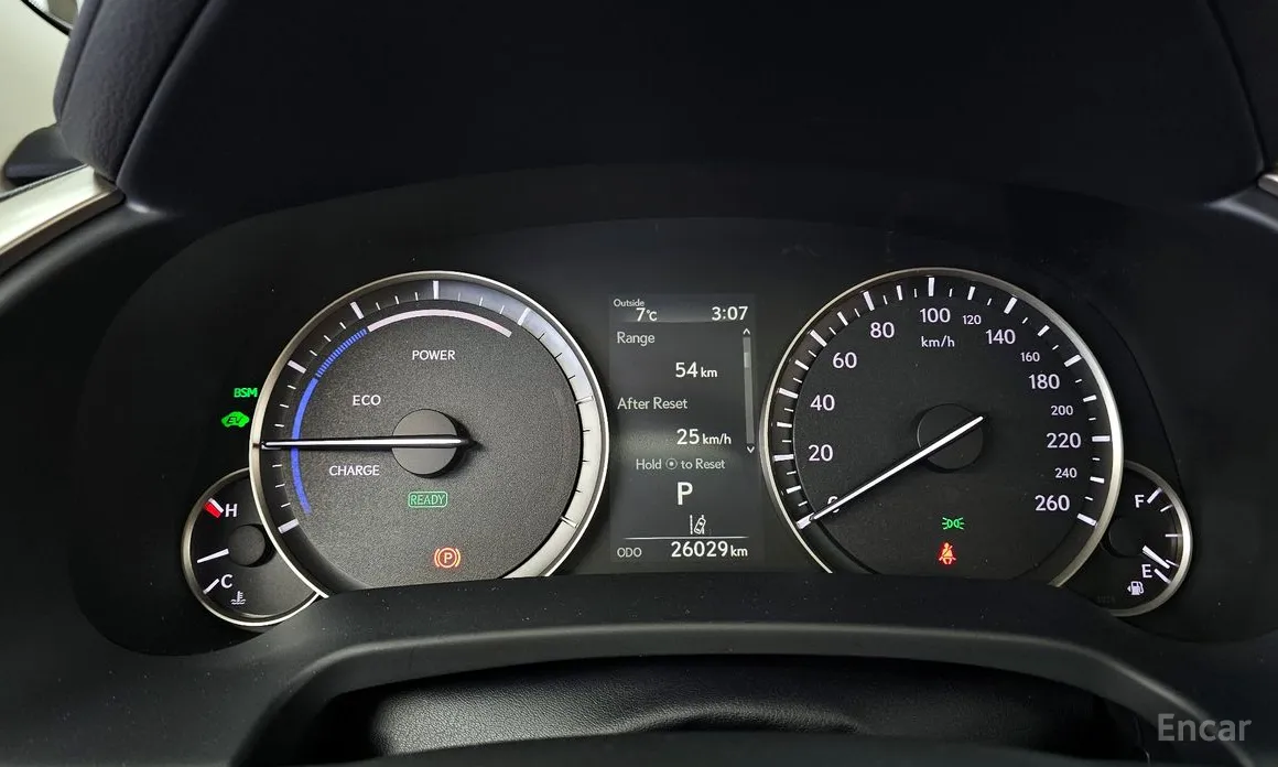 Фото 8 - Lexus RX