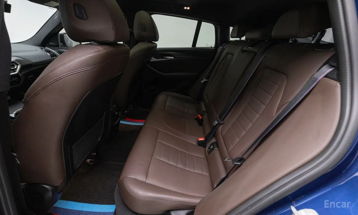 Фото 18 - BMW X4