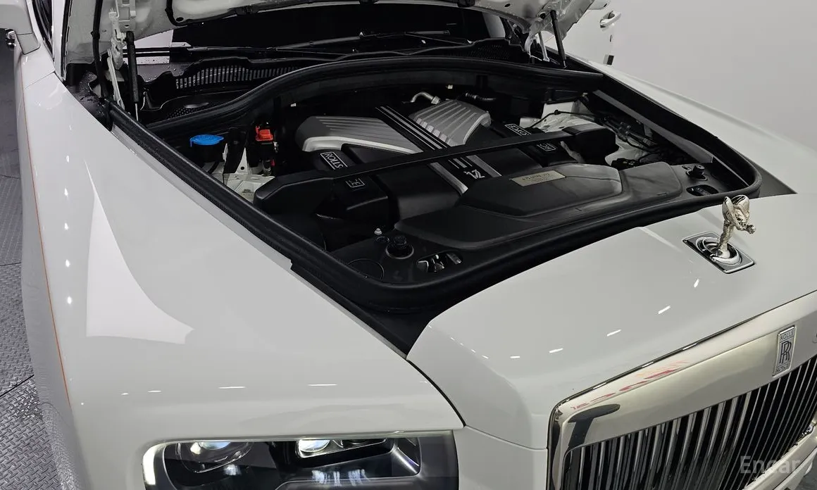Фото 6 - Rolls-Royce Cullinan