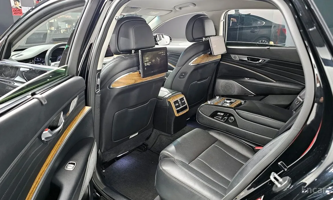 Фото 12 - Kia K9