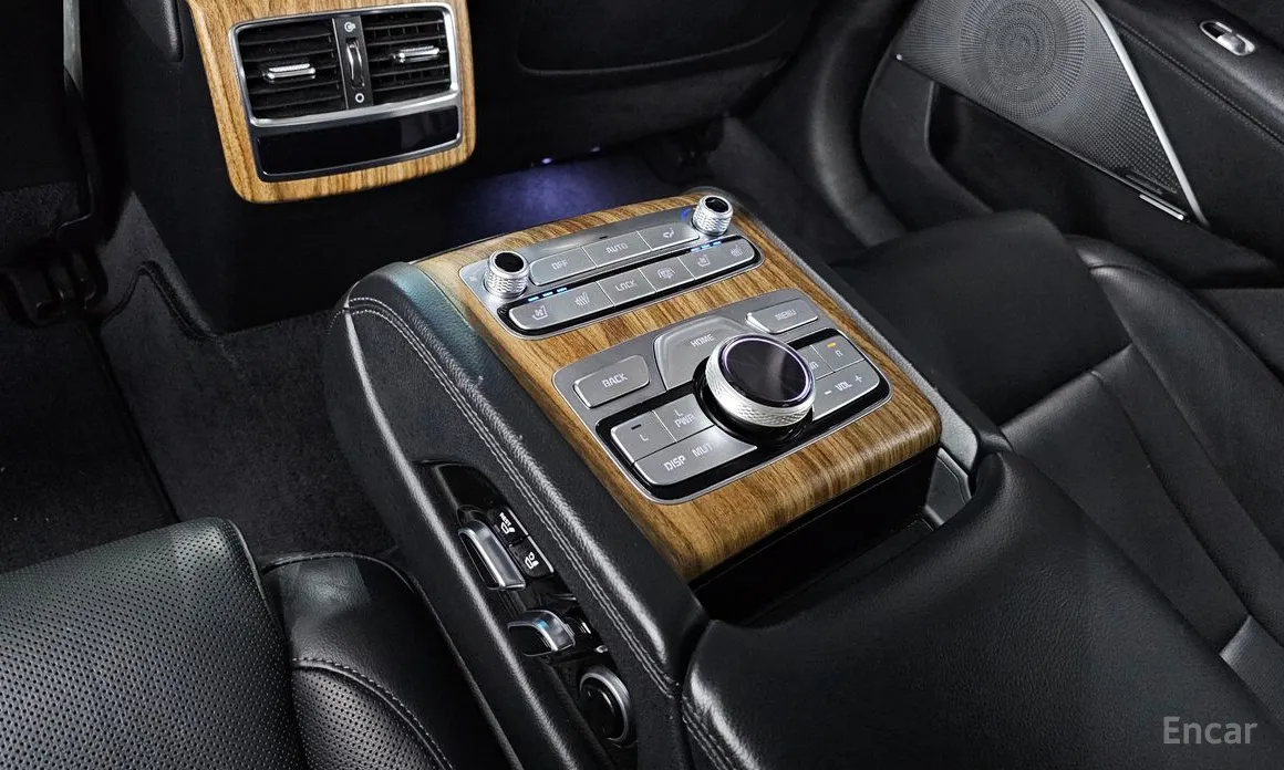 Фото 19 - Kia K9