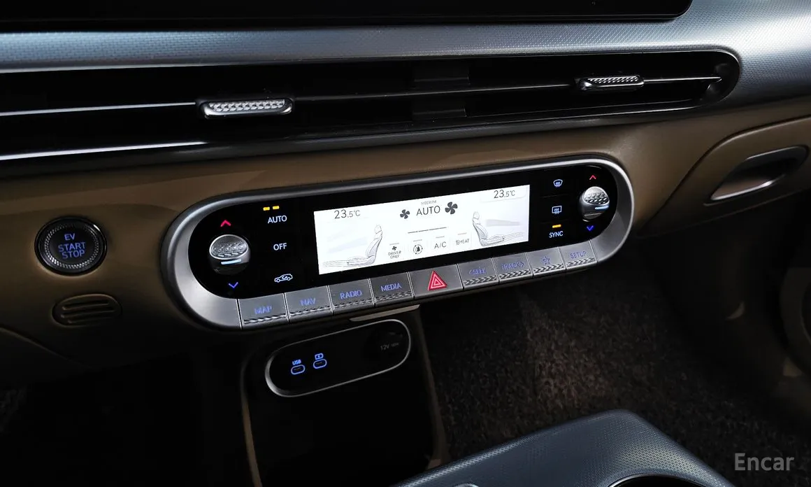 Фото 18 - Genesis GV60