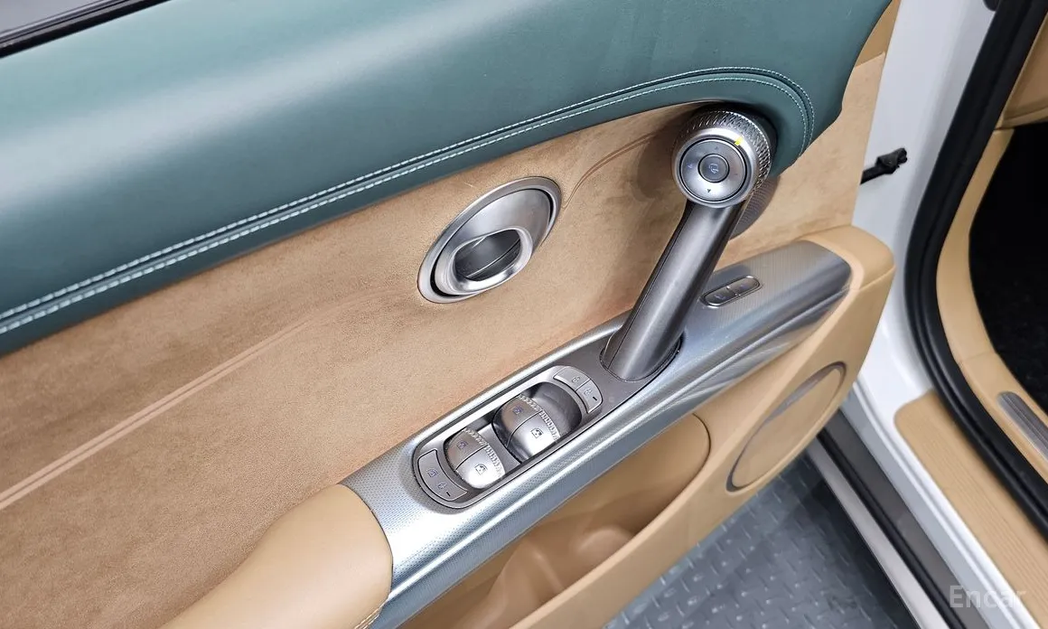 Фото 20 - Genesis GV60