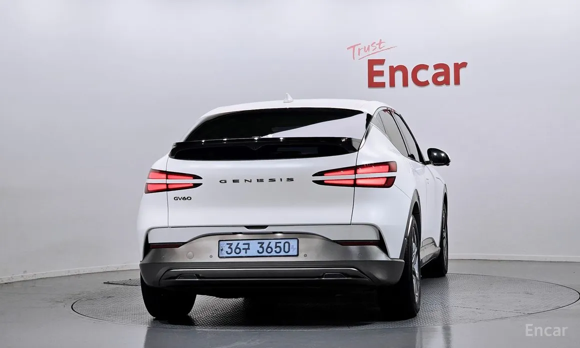 Фото 4 - Genesis GV60