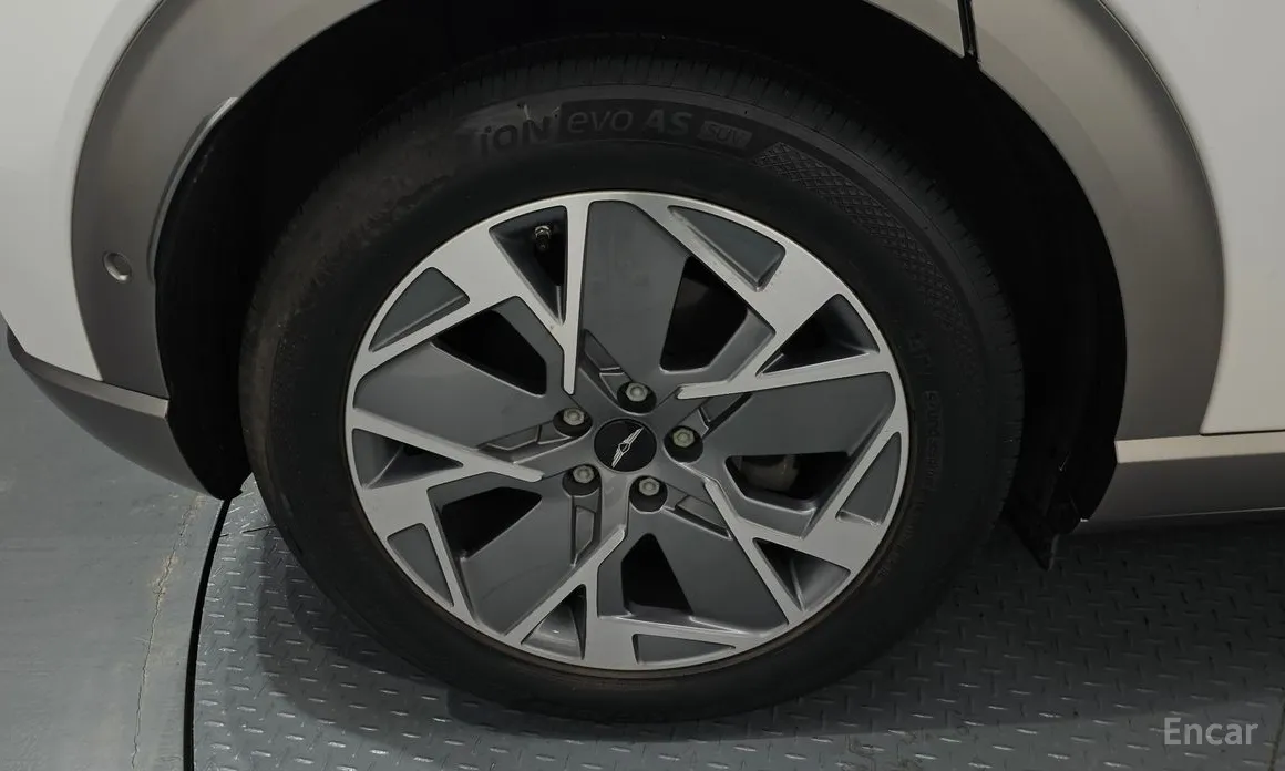 Фото 5 - Genesis GV60