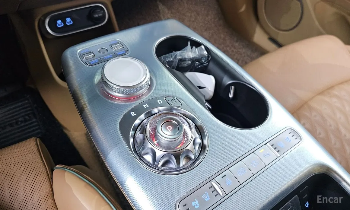 Фото 9 - Genesis GV60