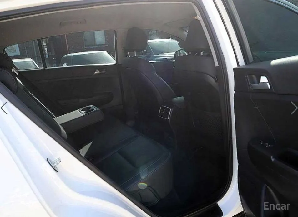 Фото 14 - Kia Sportage