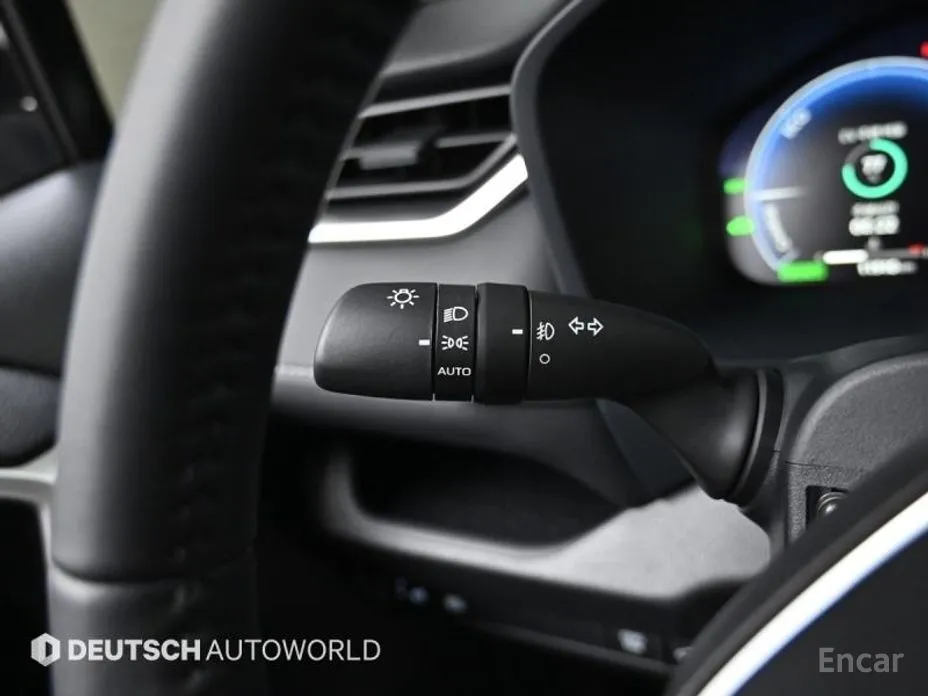 Фото 16 - Toyota RAV4