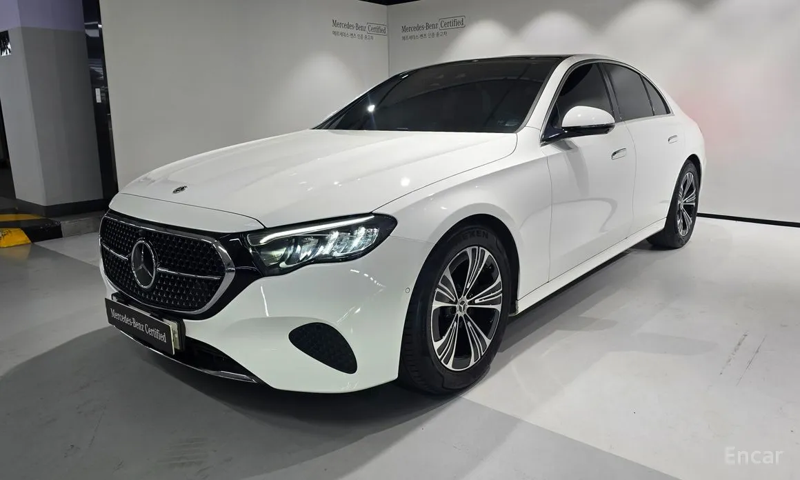 Фото 1 - Mercedes-Benz E-Class