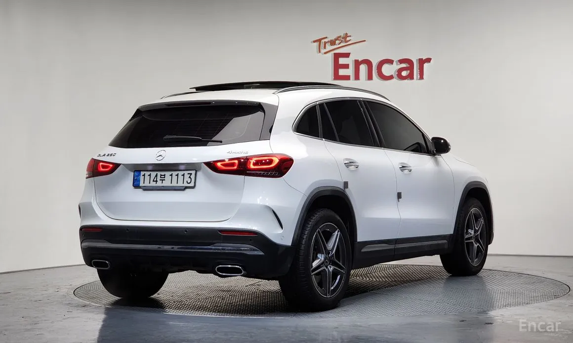 Фото 2 - Mercedes-Benz GLA-Class