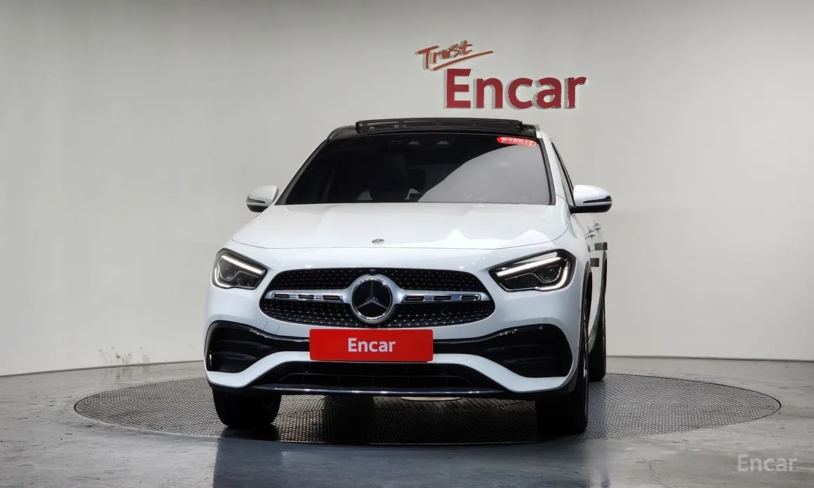 Фото 3 - Mercedes-Benz GLA-Class