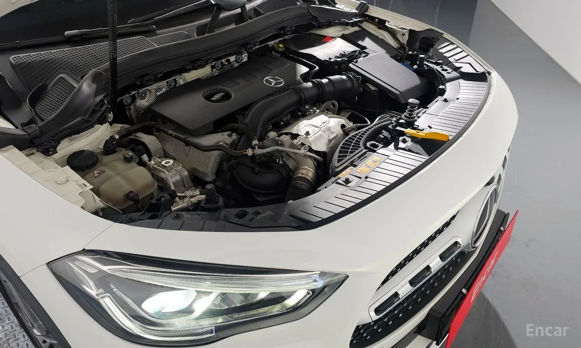 Фото 6 - Mercedes-Benz GLA-Class