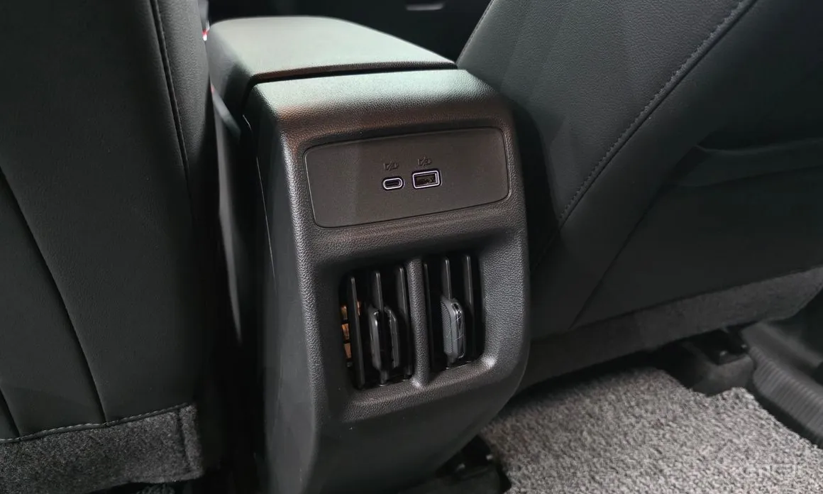 Фото 19 - Chevrolet Trax