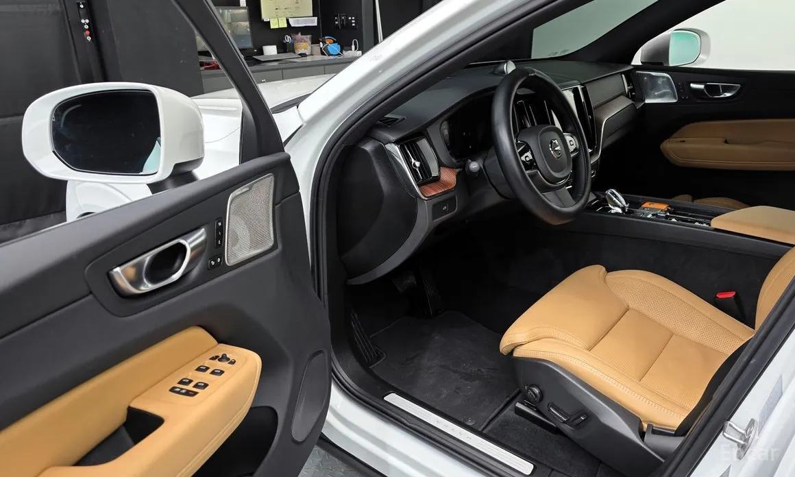 Фото 10 - Volvo XC60