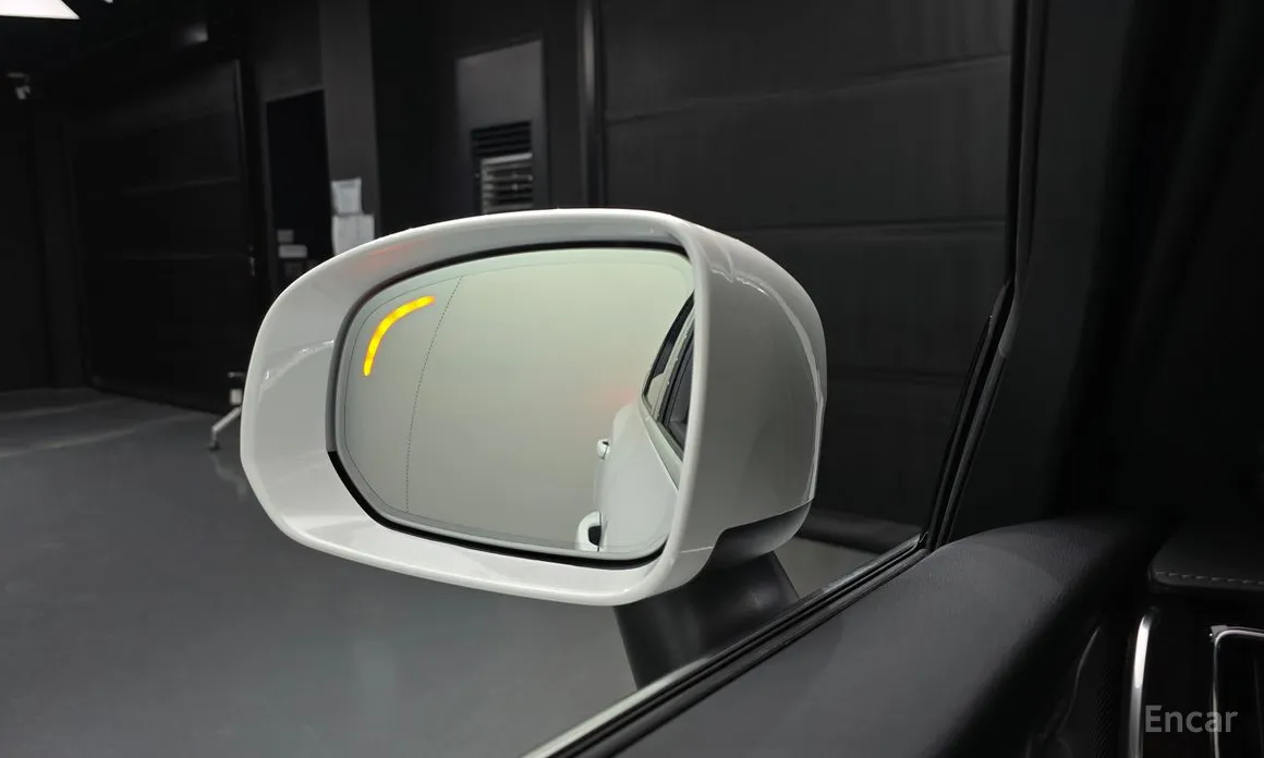 Фото 17 - Volvo XC60