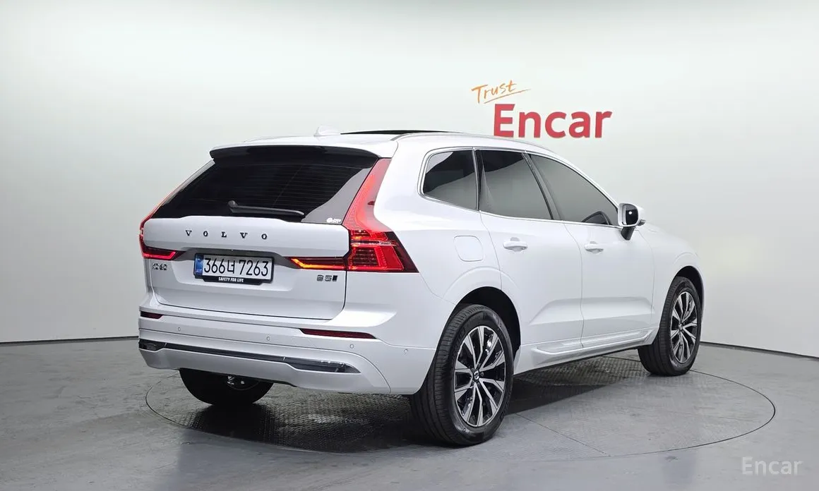 Фото 2 - Volvo XC60