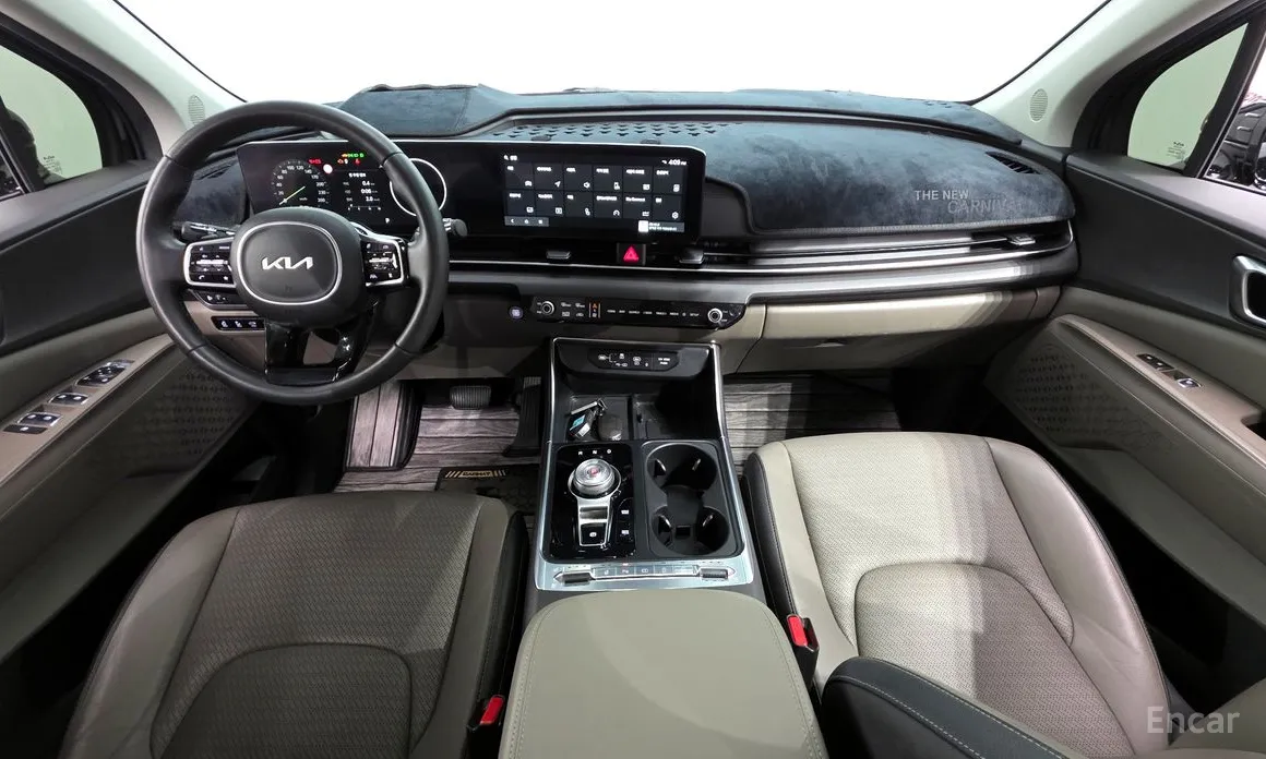 Фото 7 - Kia Carnival