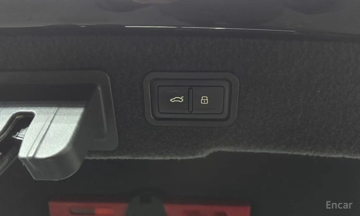 Фото 20 - Audi A8