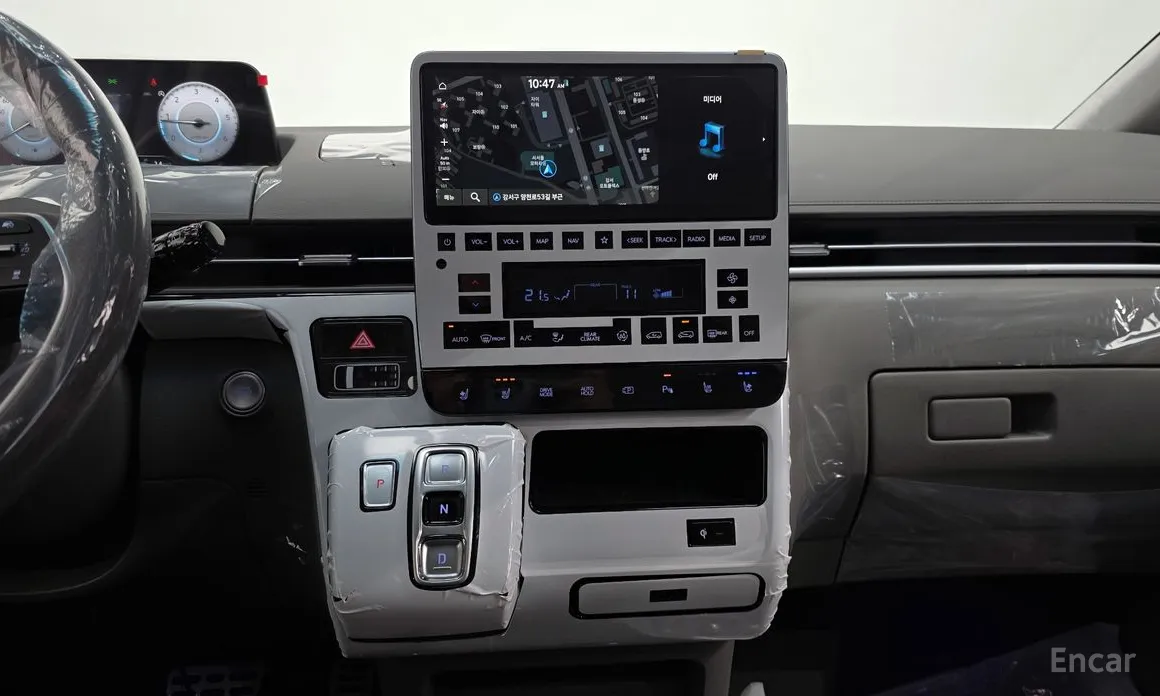 Фото 14 - Hyundai Staria