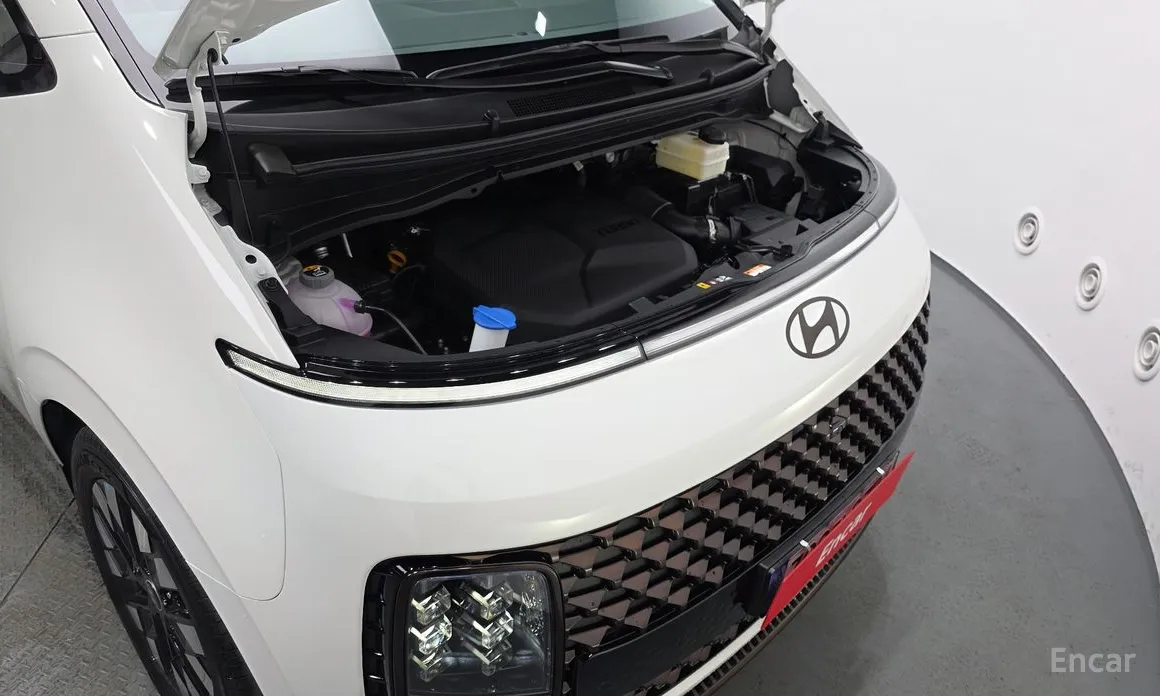 Фото 6 - Hyundai Staria