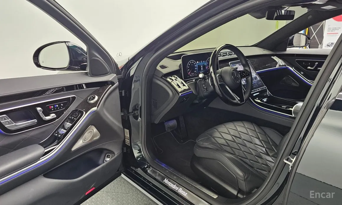 Фото 10 - Mercedes-Benz S-Class