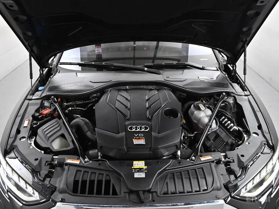 Фото 6 - Audi A8