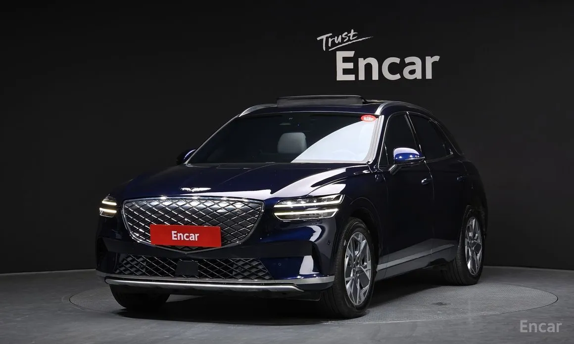 Фото 1 - Genesis GV70