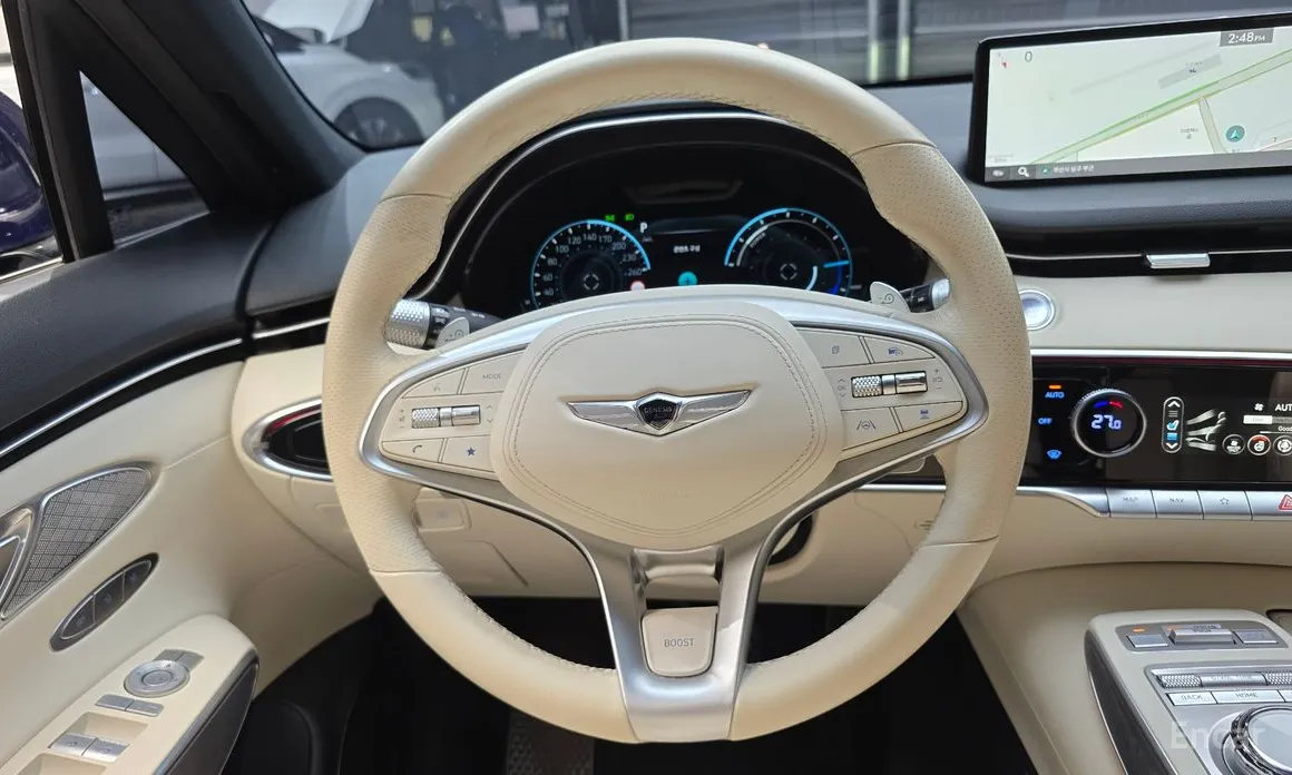 Фото 13 - Genesis GV70