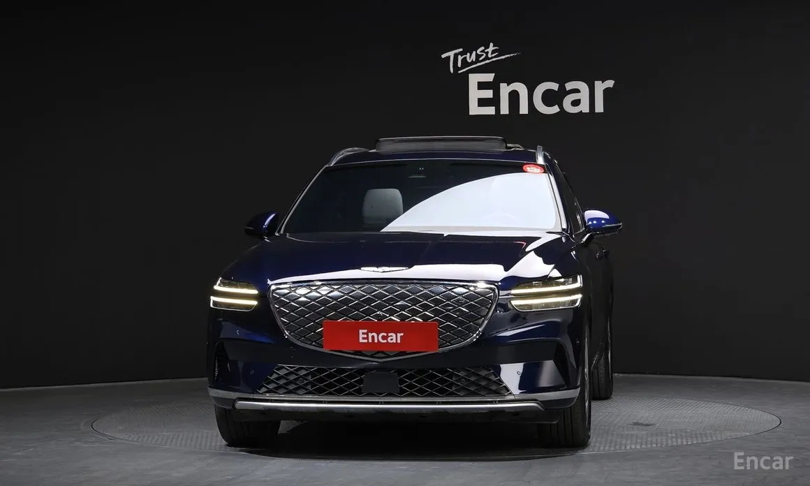 Фото 3 - Genesis GV70