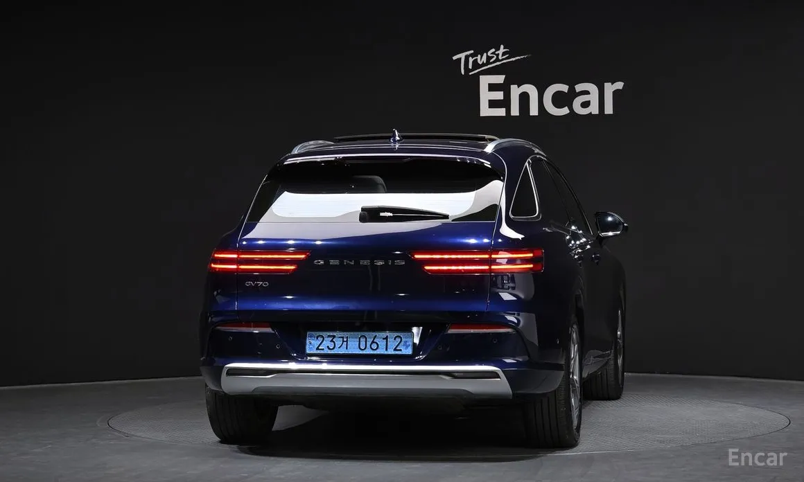 Фото 4 - Genesis GV70