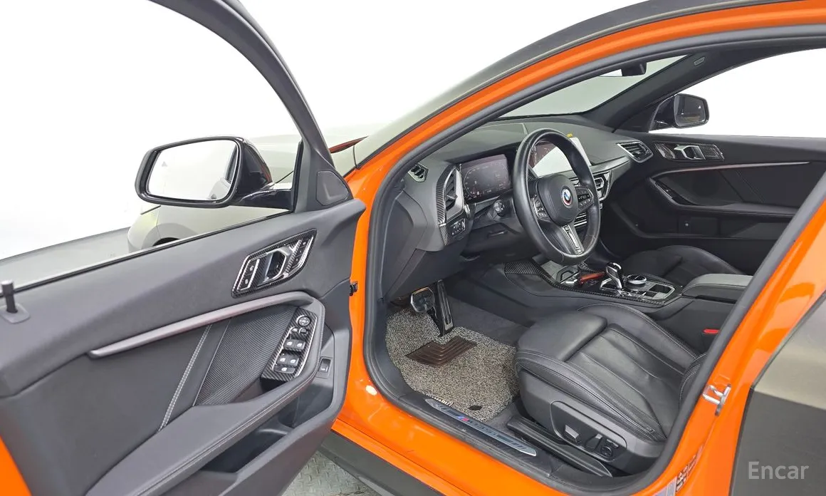 Фото 10 - BMW 1 Series