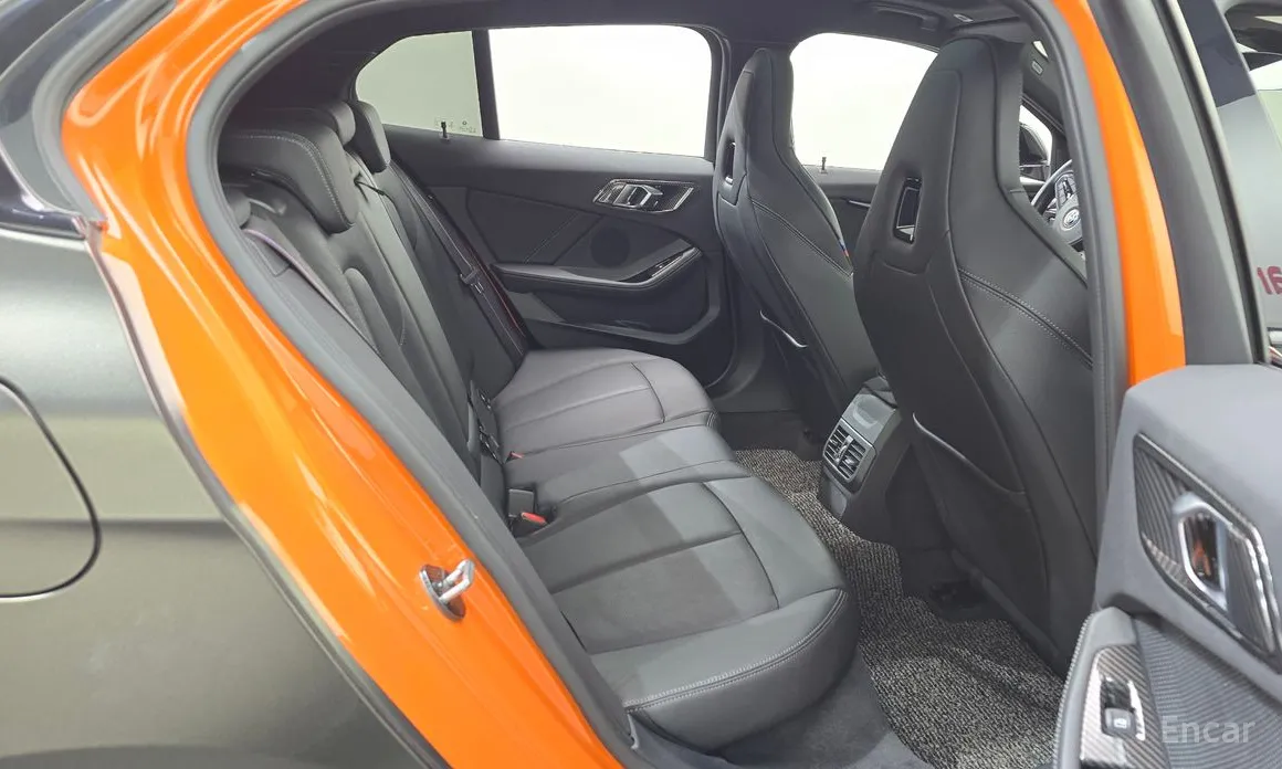 Фото 12 - BMW 1 Series