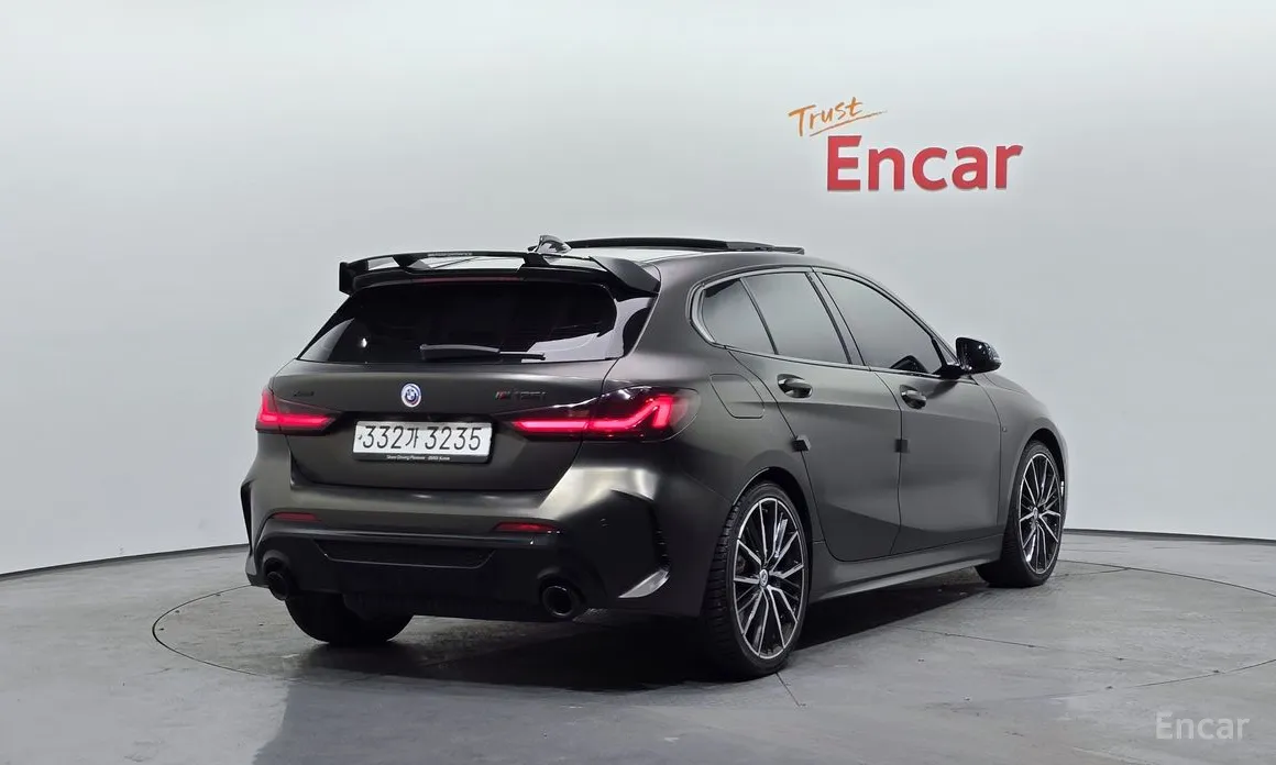 Фото 2 - BMW 1 Series