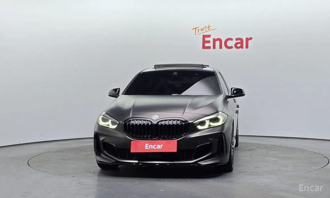 Фото 3 - BMW 1 Series