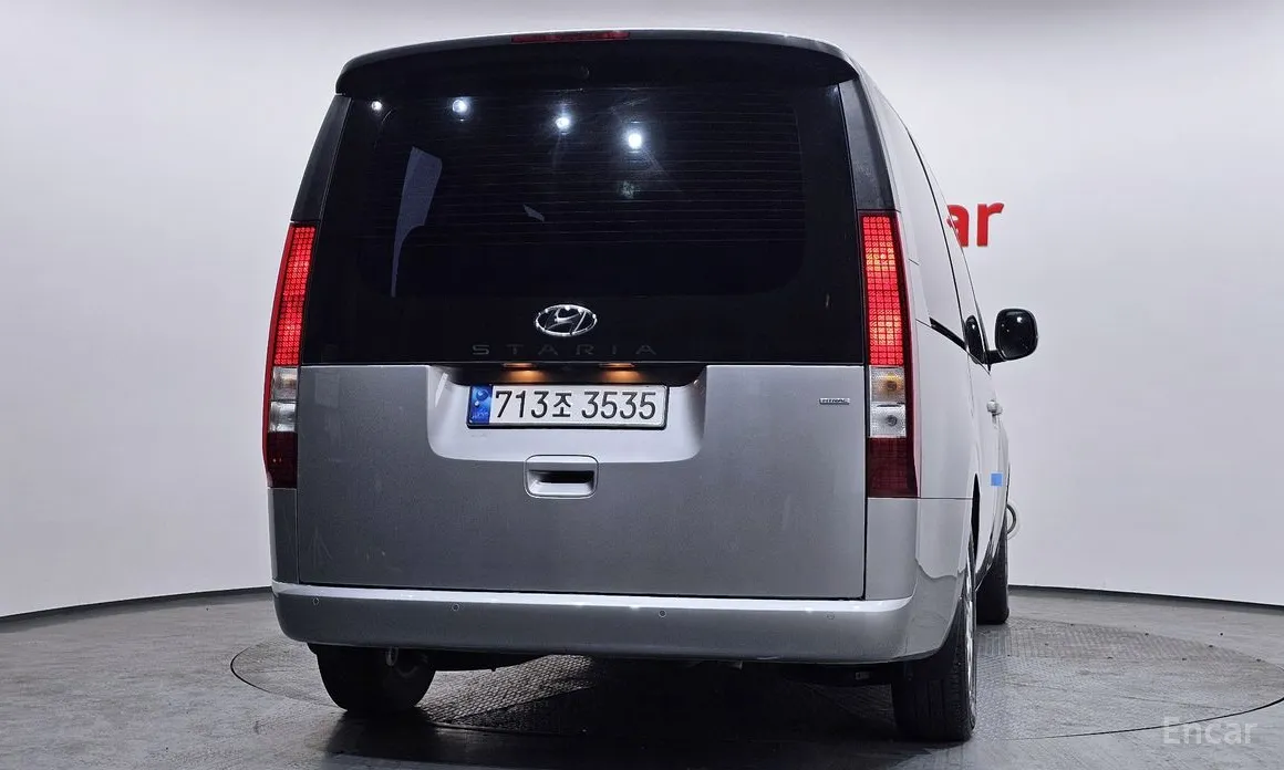 Фото 4 - Hyundai Staria