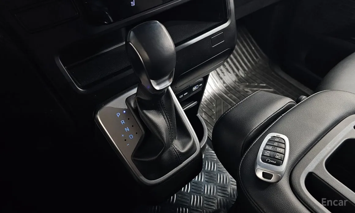 Фото 9 - Hyundai Staria