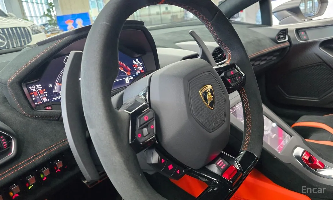 Фото 13 - Lamborghini Huracan