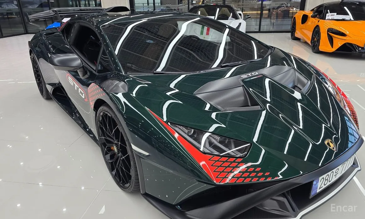 Фото 14 - Lamborghini Huracan