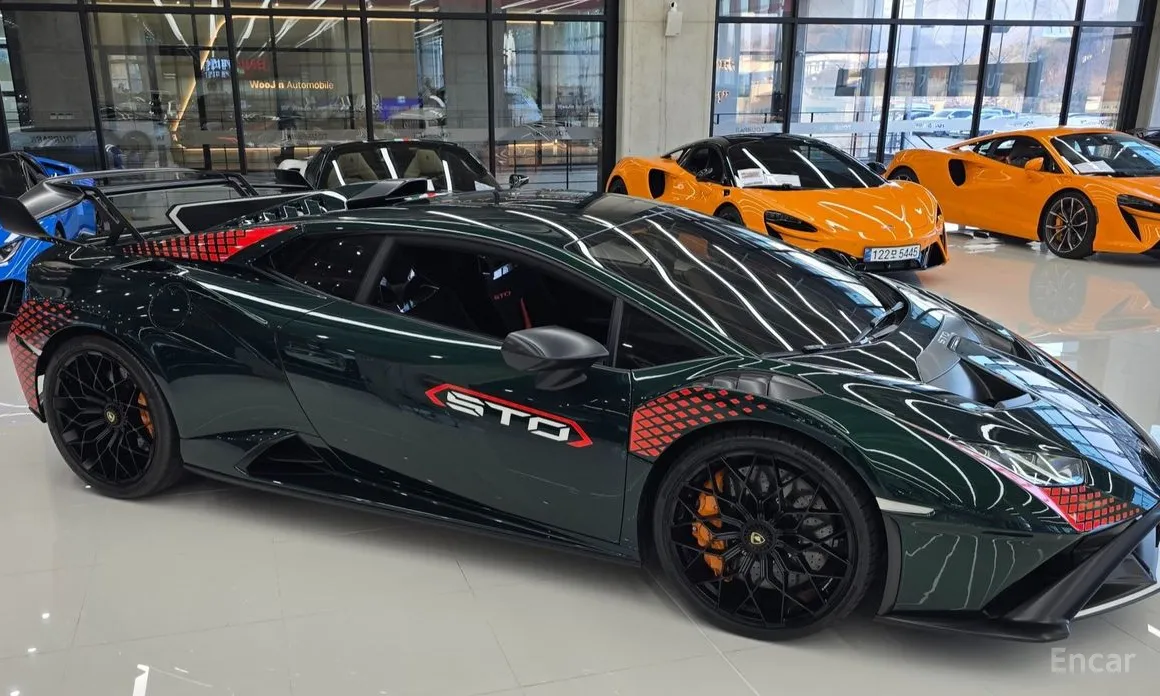 Фото 2 - Lamborghini Huracan