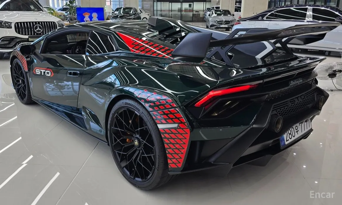 Фото 4 - Lamborghini Huracan