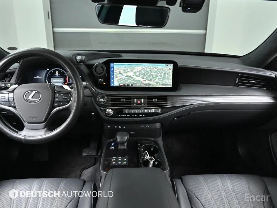 Фото 7 - Lexus LS