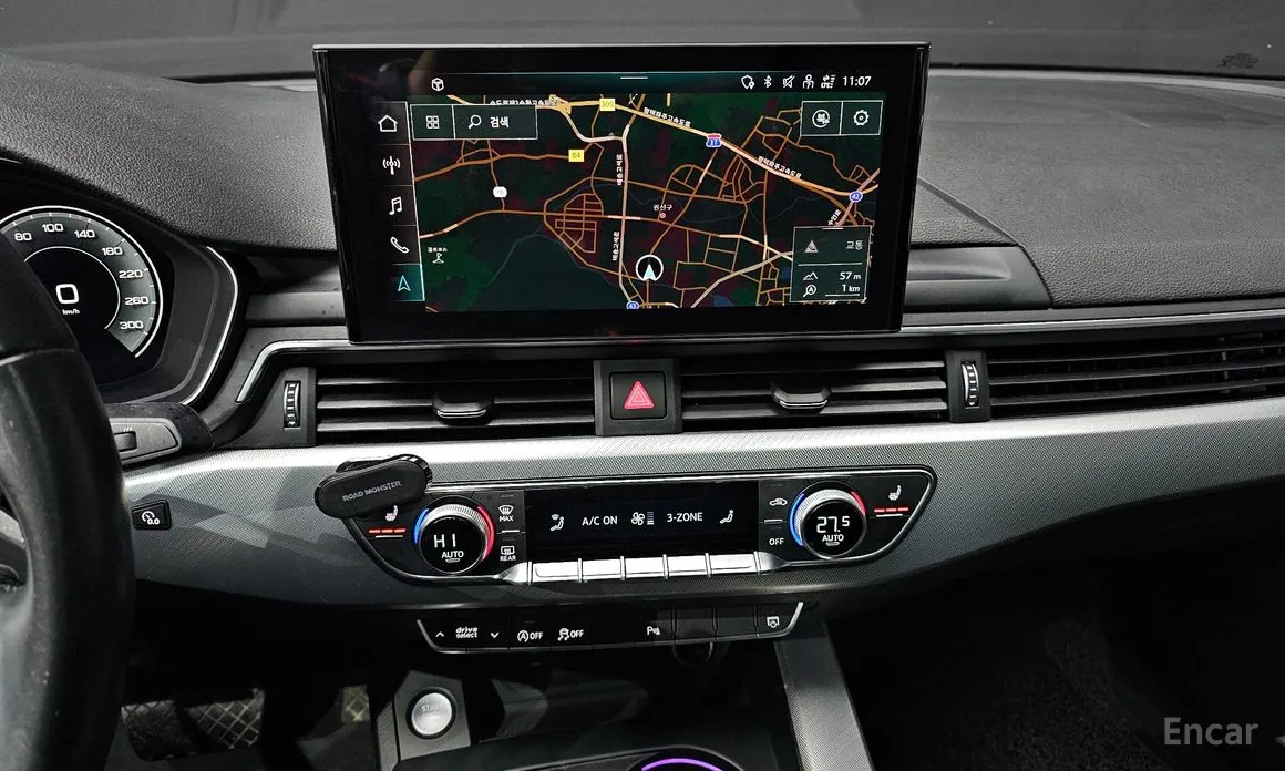 Фото 14 - Audi A4