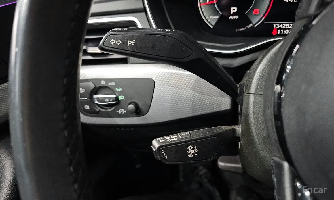 Фото 19 - Audi A4