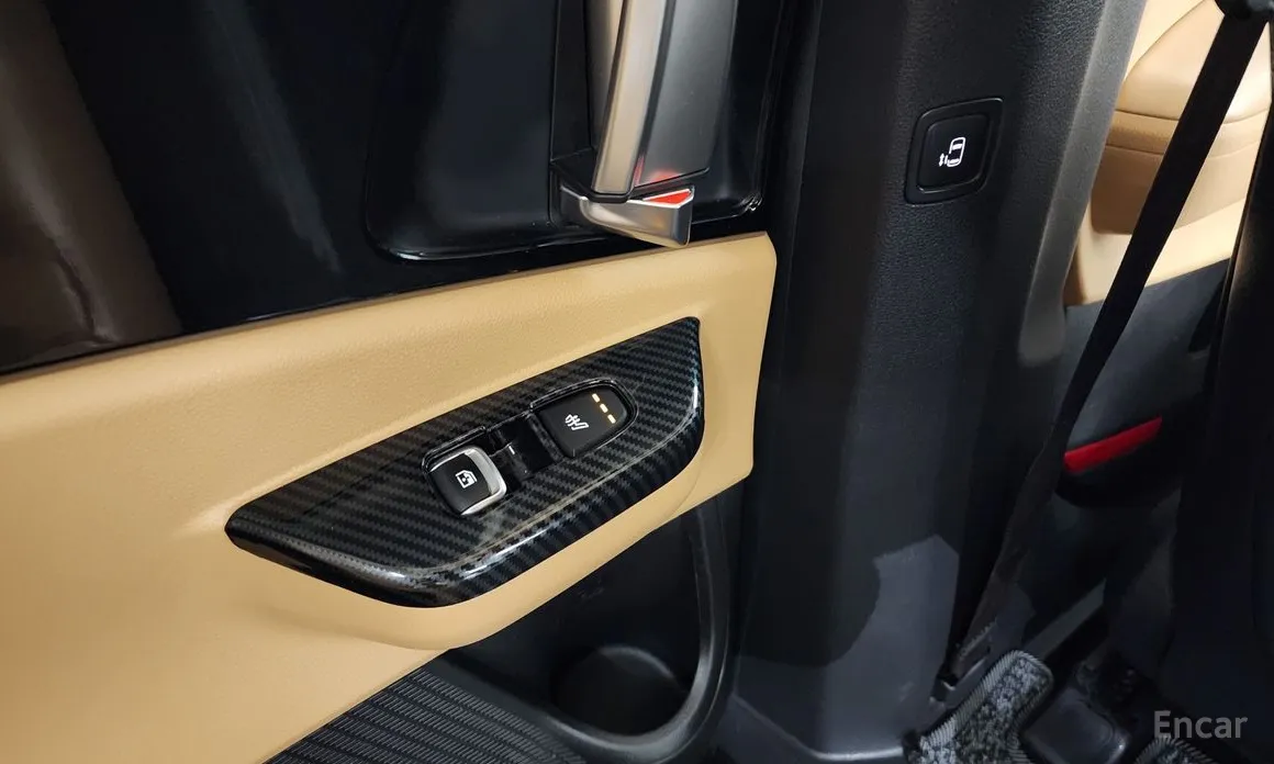 Фото 18 - Kia Carnival