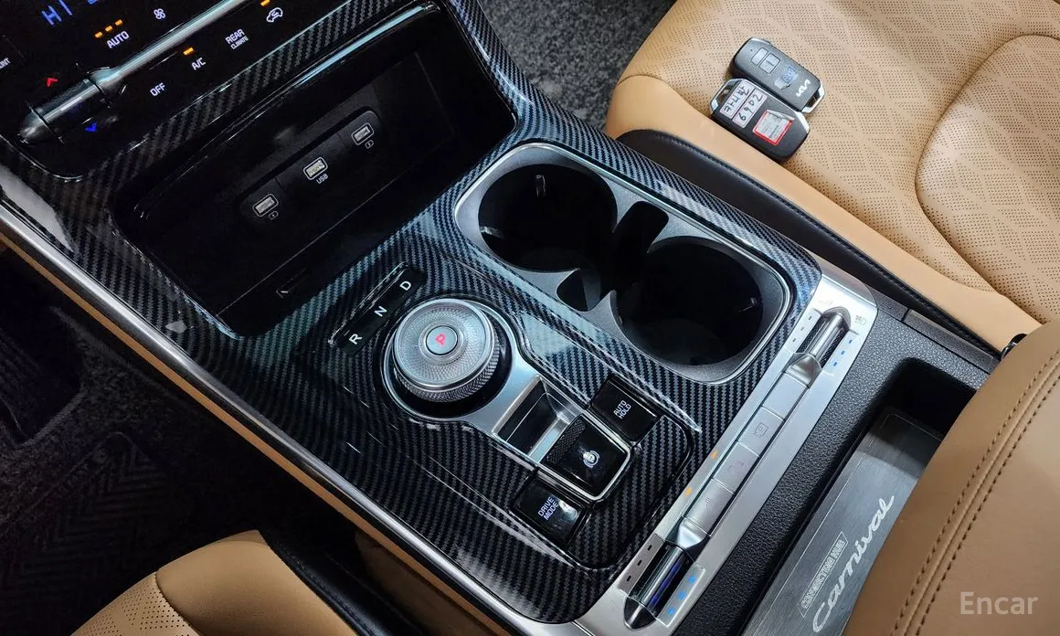 Фото 9 - Kia Carnival